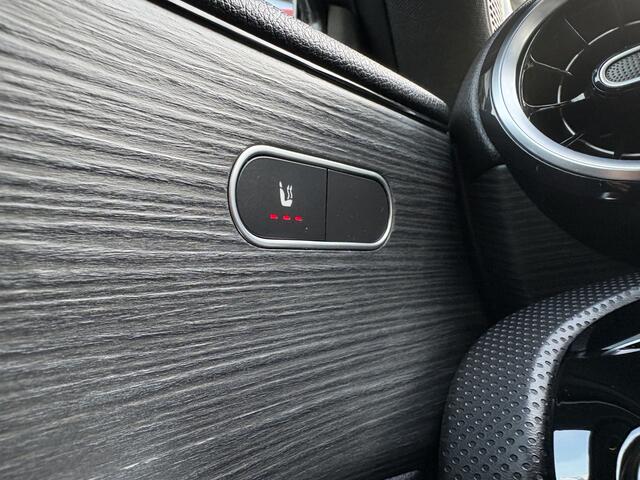 Mercedes-Benz A-KLASSE 180 Business Solution | Stoelverwarming | Navigatie | PDC | Camera | Navigatie | AMG Line