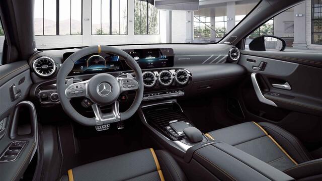 Mercedes-Benz A-KLASSE AMG 45 S 4MATIC+ | Headup display | Night | AMG Aerodynamica pakket | Memory | Panoramadak |