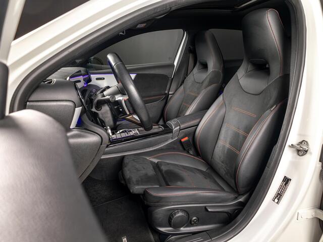 Mercedes-Benz A-KLASSE 180 AMG Line Panorama dak