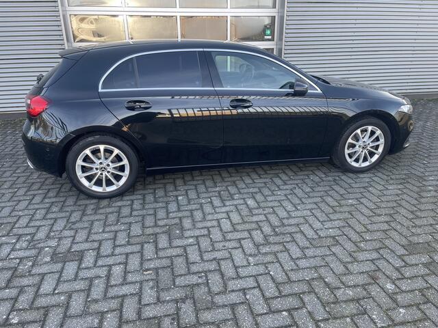 Mercedes-Benz A-KLASSE 200 Premium Plus
