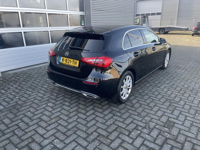 Mercedes-Benz A-KLASSE 200 Premium Plus