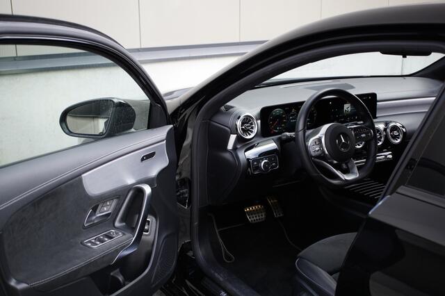 Mercedes-Benz A-KLASSE 250 e Bns Sol. AMG