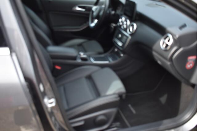 Mercedes-Benz A-KLASSE 180 AMBITION ,AUTOMAAT