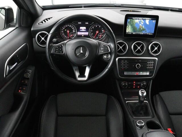 Mercedes-Benz A-KLASSE 160 Ambition | Origineel NL | Half leder | Sportstoelen | Full LED | Navigatie | 18'' | Park Assist | Cruise control | Bluetooth | Airco
