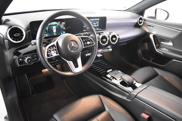 Mercedes-Benz A-KLASSE 180 d *Leer*Navigatie*Parkassist*Stoelverwarming*