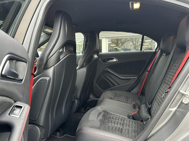 Mercedes-Benz A-KLASSE AMG 45 4MATIC | Perf. seats | H&K | Memory | ACC