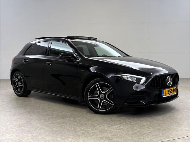 Mercedes-Benz A-KLASSE 250 e AMG Limited 235PK | Pano | Sfeer | Camera | Virtual | Clima | Cruise | LED | NAP