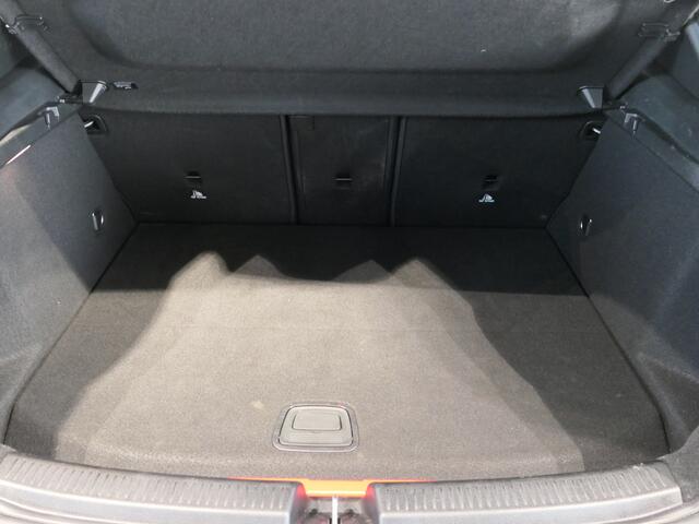 Mercedes-Benz A-KLASSE 250 e AMG Line - Occasion Lease vanaf ¤519 p/m - Camera - DAB - bluetooth - cruise