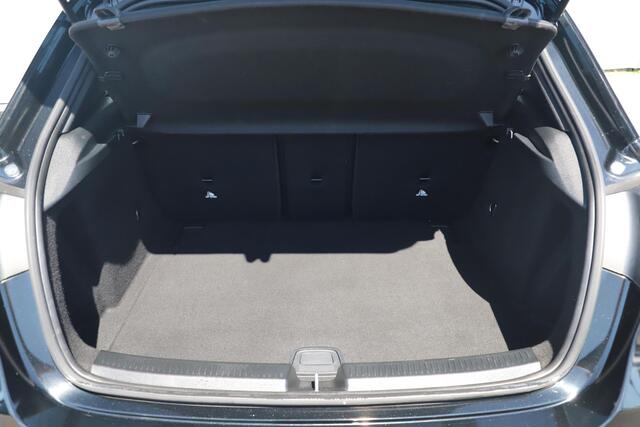 Mercedes-Benz A-KLASSE 180 d Business Solution Limited Automaat Half Leder Widescreen Navigatie Achteruitrijcamera Full LED Rijstrooksensor