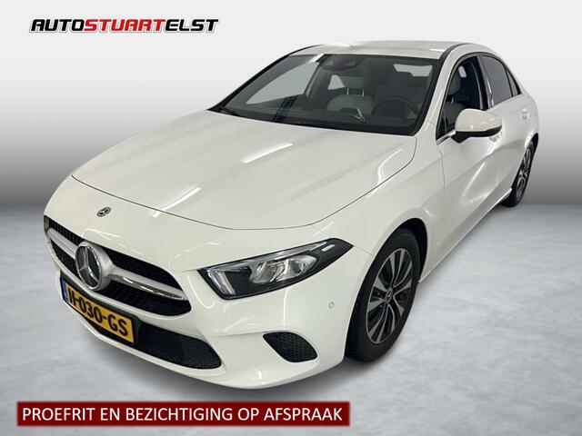 Mercedes-Benz A-KLASSE 200 Business Solution 1e Eigenaar | Volledig Onderh | NL-Auto | Camera | Stoelverwarming | Navi | Carplay | Alarm klasse 3 | ACC | PDC