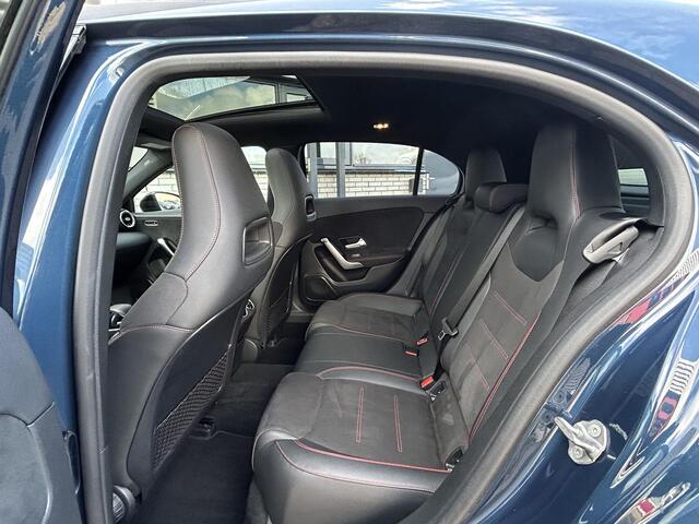 Mercedes-Benz A-KLASSE 180 AMG | Panoramadak