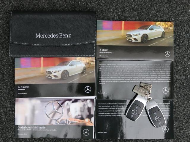 Mercedes-Benz A-KLASSE 160 Business Solution Luxury Ledkoplampen | Sfeerverlichting | Parkeerpakket met achteruitrijcamera |Stoelverwarming voor. Inclusief 24 maanden MB Certified garantie voor Europa.