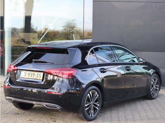 Mercedes-Benz A-KLASSE 180 Business Line