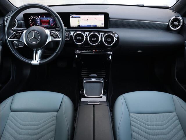 Mercedes-Benz A-KLASSE 180 Business Line