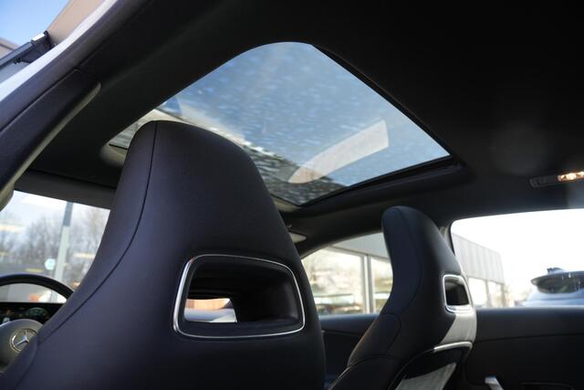 Mercedes-Benz A-KLASSE 250 e Premium Plus Panoramadak Widescreen Adaptieve Cruise Leer Stoelverw. Ambient