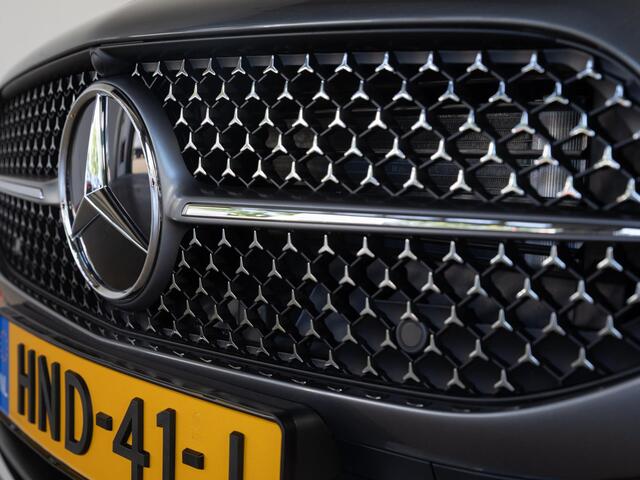 Mercedes-Benz A-KLASSE Limousine 180 Business Solution AMG Panorama dak