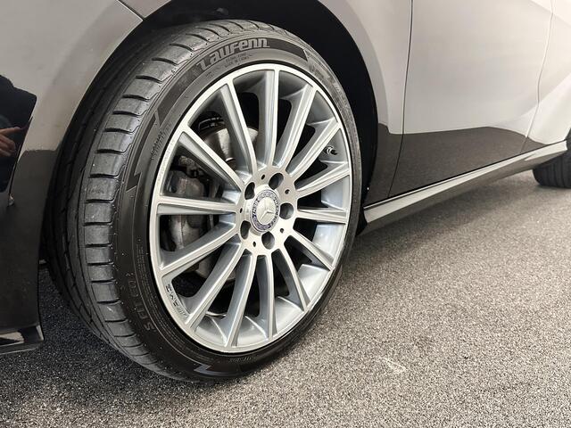 Mercedes-Benz A-KLASSE 160 My First Star Navigatie Camera Cruise Control Lichtmetalen velgen Airco Getinte ramen