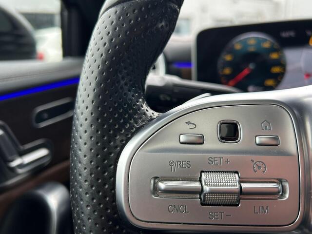 Mercedes-Benz A-KLASSE 180 d Launch Edition Premium Plus | BOMVOL | NL AUTO | AMG Pakket | Night Pakket | Sfeerverlichting | Burmester | PANO | Memory | 360 Camera | Elektrische Stoelen Met Stoelverwarming | DAB+ | 2 Sleutels |