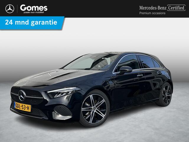 Mercedes-Benz A-KLASSE 180 Star Edition Luxury | Panoramadak | Apple CarPlay | Android Auto | Donkergetint Glas Achter | Sfeerverlichting | Stoelverwarming | Achteruitrijcamera | Parkeersensoren | Elektrisch Inklapbare Buitenspiegels