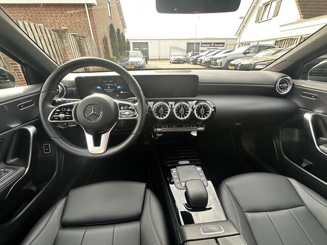 Mercedes-Benz A-KLASSE 250 e Luxury Line Pano|Sfeer|Matrix|Nightpakket
