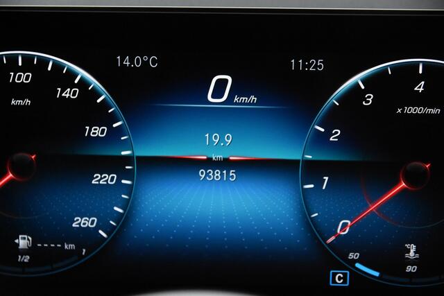 Mercedes-Benz A-KLASSE 180 Business Solution *1ste Eigenaar*Widescreen*Stoelverwarming*Navigatie*