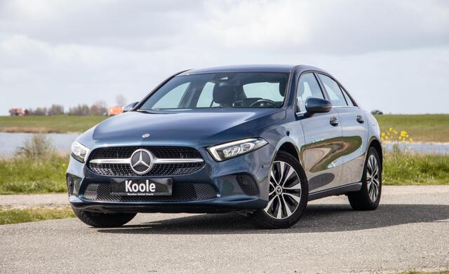 Mercedes-Benz A-KLASSE 250 e Business Line CARPLAY / CAMERA / LEER / DEALER ONDERHOUDEN