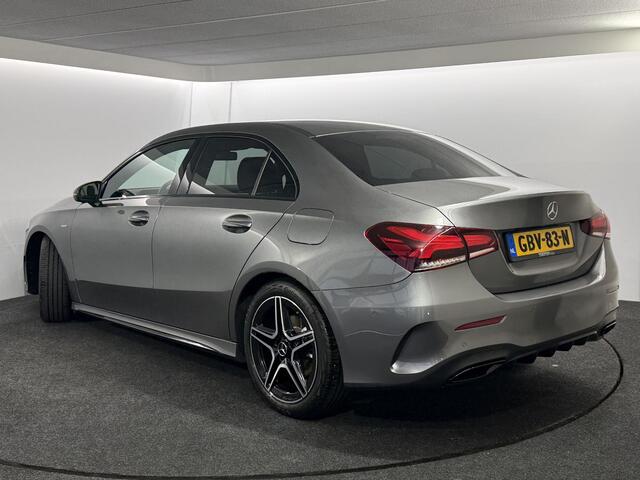 Mercedes-Benz A-KLASSE 200 Business Solution AMG / Sedan / Automaat / Voll. historie / 165pk /