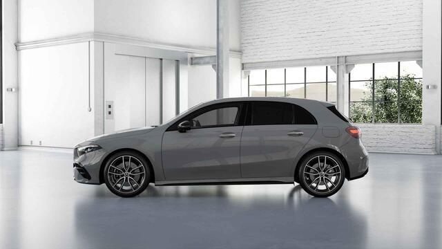 Mercedes-Benz A-KLASSE 250e Business Solution AMG | Panoramaschuifdak | AMG Line Plus pakket | 19"AMG-velgen | Head-up display | Dodehoekassistent |