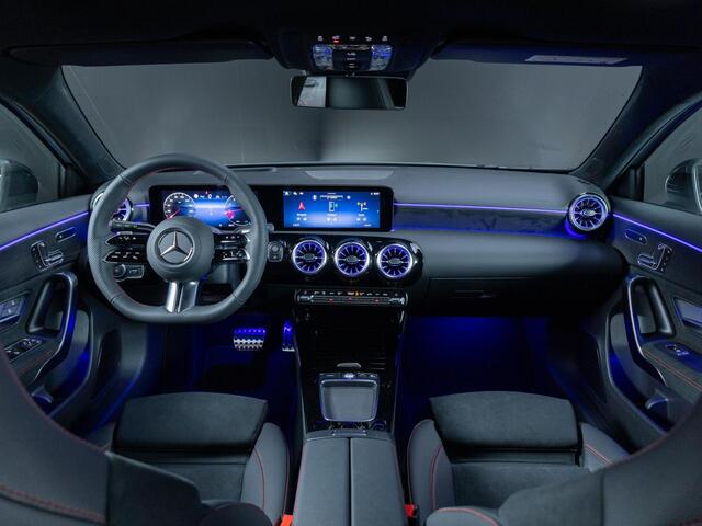 Mercedes-Benz A-KLASSE Hatchback 180 Business Solution AMG Panorama dak