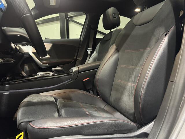 Mercedes-Benz A-KLASSE 250 e AMG | panorama | navi | sfeer verlichting |