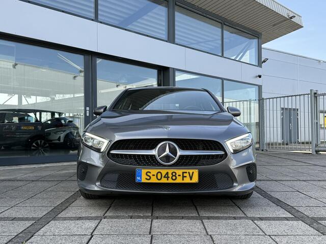 Mercedes-Benz A-KLASSE 180 Aut. Edition Xenon-LED | Navi | Camera | M-Bux | Sport St.
