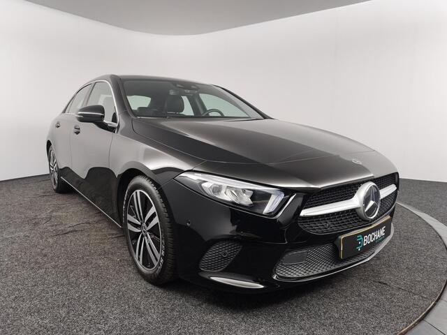 Mercedes-Benz A-KLASSE 180 Business Solution Luxury | elektrisch glazen panorama-dak | electronic climate controle |