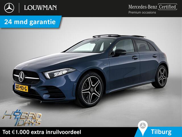Mercedes-Benz A-KLASSE 250 e Business Solution AMG Limited 24 Maanden Mercedes-Benz Certified Garantie. | AMG- Line interieur | AMG-Line Exterieur | Achteruitrijcamera | Panoram schuifkanteldak | Night Pakket | Trekhaak | Navigatie | Sfeerverlichting |