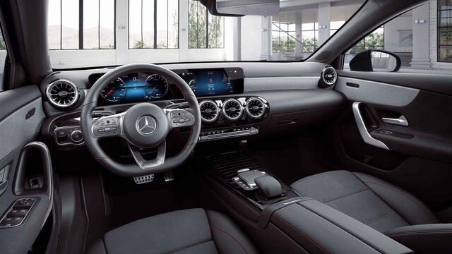 Mercedes-Benz A-KLASSE 250 e AMG Line | Night | Panoramadak | Multibeam | Stoelverwarming | Sfeerverlichting | Widescreen |