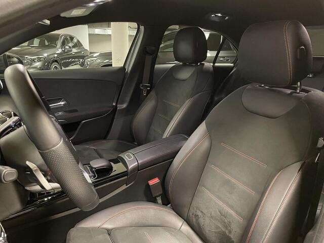 Mercedes-Benz A-KLASSE 200 Business Solution AMG | Trekhaak | Stoelverwarming