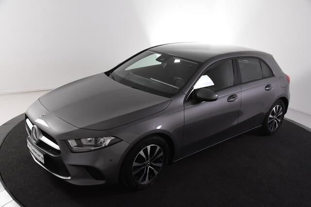 Mercedes-Benz A-KLASSE 180 Business Solution *1ste Eigenaar*Widescreen*Navigatie*Stoelverwarming*PDC*