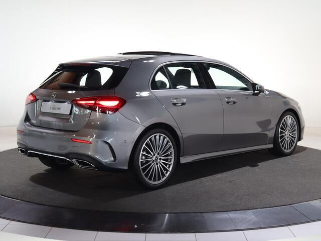 Mercedes-Benz A-KLASSE 180 Star Edition AMG Line LIMITED | Panoramaschuifdak | Head-up display | Multibeam LED | Elektrisch voorstoelen met geheugen