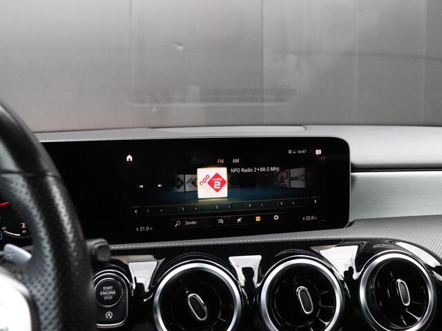 Mercedes-Benz A-KLASSE 200 Business Solution AMG | STOELVERW. | CAMERA | APPLE CARPLAY | NAVI | CRUISE |