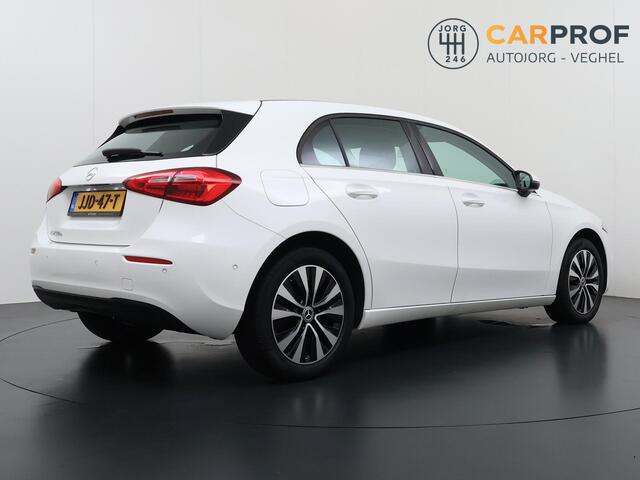 Mercedes-Benz A-KLASSE 250 e SOH 97% | Navigatie | Sfeerverlichting | Stuurverwarming | Carplay | Stoelverwarming |