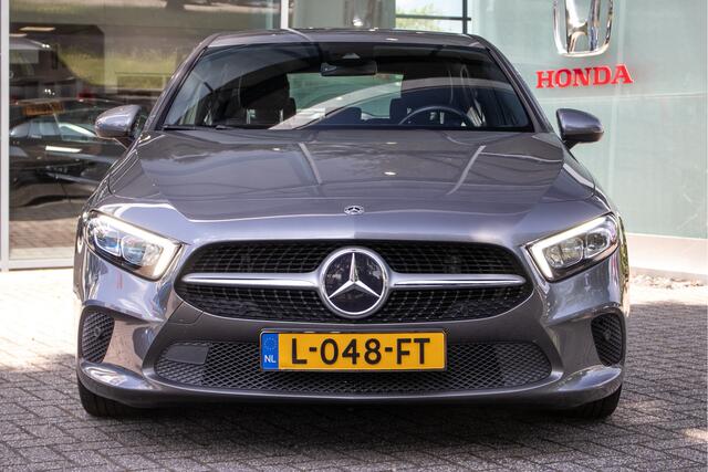 Mercedes-Benz A-KLASSE 200 Premium Plus Automaat - Navi | Camera