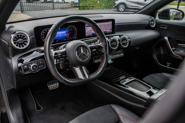 Mercedes-Benz A-KLASSE 200 AMG Line