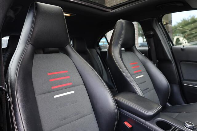 Mercedes-Benz A-KLASSE 180 Lease Edition Plus PANO STOELVERW. HALF-LEER CAMERA NL-AUTO ZWARTE-HEMEL NAVI CRUISE CLIMA KEYLESS-START 2XPDC 18''LMV