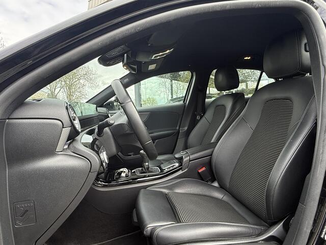 Mercedes-Benz A-KLASSE 180d Advantage Edition | Sfeer Verlichting | Camera | Navi | Les-Auto