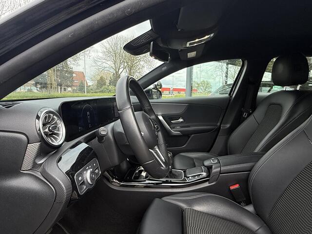 Mercedes-Benz A-KLASSE 180d Advantage Edition | Sfeer Verlichting | Camera | Navi | Les-Auto