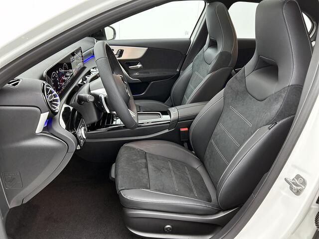 Mercedes-Benz A-KLASSE 250 e Business Solution AMG | AMG Line Plus pakket | Memorypakket voorstoelen | Panoramaschuifdak | Head-up display | 360° camera | AMG Line Plus pakket | Memorypakket voorstoelen | Panoramaschuifdak | Head-up display | 360° camera |