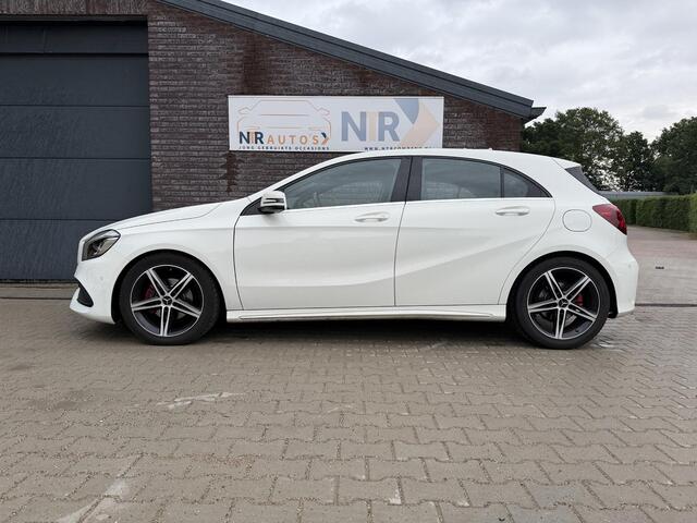Mercedes-Benz A-KLASSE 180 AMG Night Edition Plus Lage km stand!! Nieuwstaat!