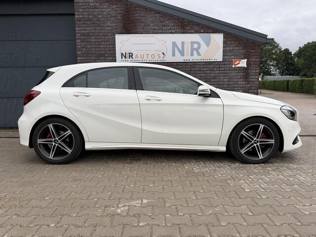 Mercedes-Benz A-KLASSE 180 AMG Night Edition Plus Lage km stand!! Nieuwstaat!