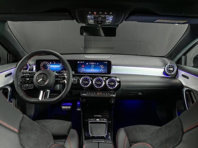 Mercedes-Benz A-KLASSE Hatchback 250 e Business Solution AMG