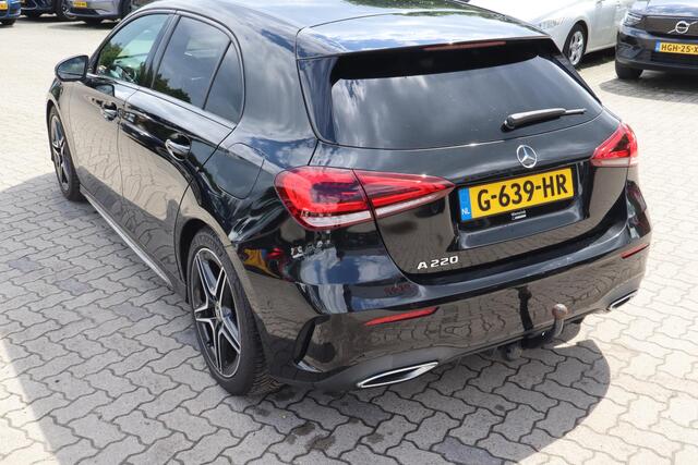 Mercedes-Benz A-KLASSE 220 Launch Edition | AMG Line | NL Auto | Trekhaak | Carplay | Cruise Control | Trekhaak |