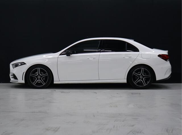 Mercedes-Benz A-KLASSE 200 Advantage AMG [SCHUIFDAK, CAMERA, VOL LEDER, STOELVERWARMING, SPORTSTOELEN, NIEUWSTAAT]
